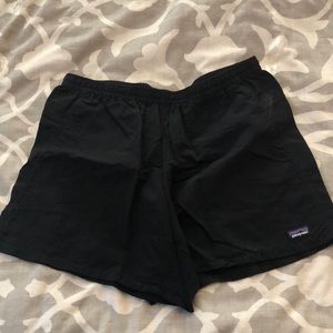 Patagonia baggies 5”